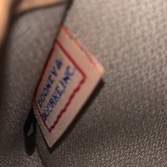 Dooney & Bourke Red Logo Wristlet ❤️ - Picture 10 of 11